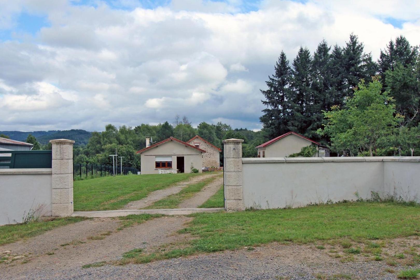 Au Bon Accueil Villa Peyrat-le-Château Eksteriør billede